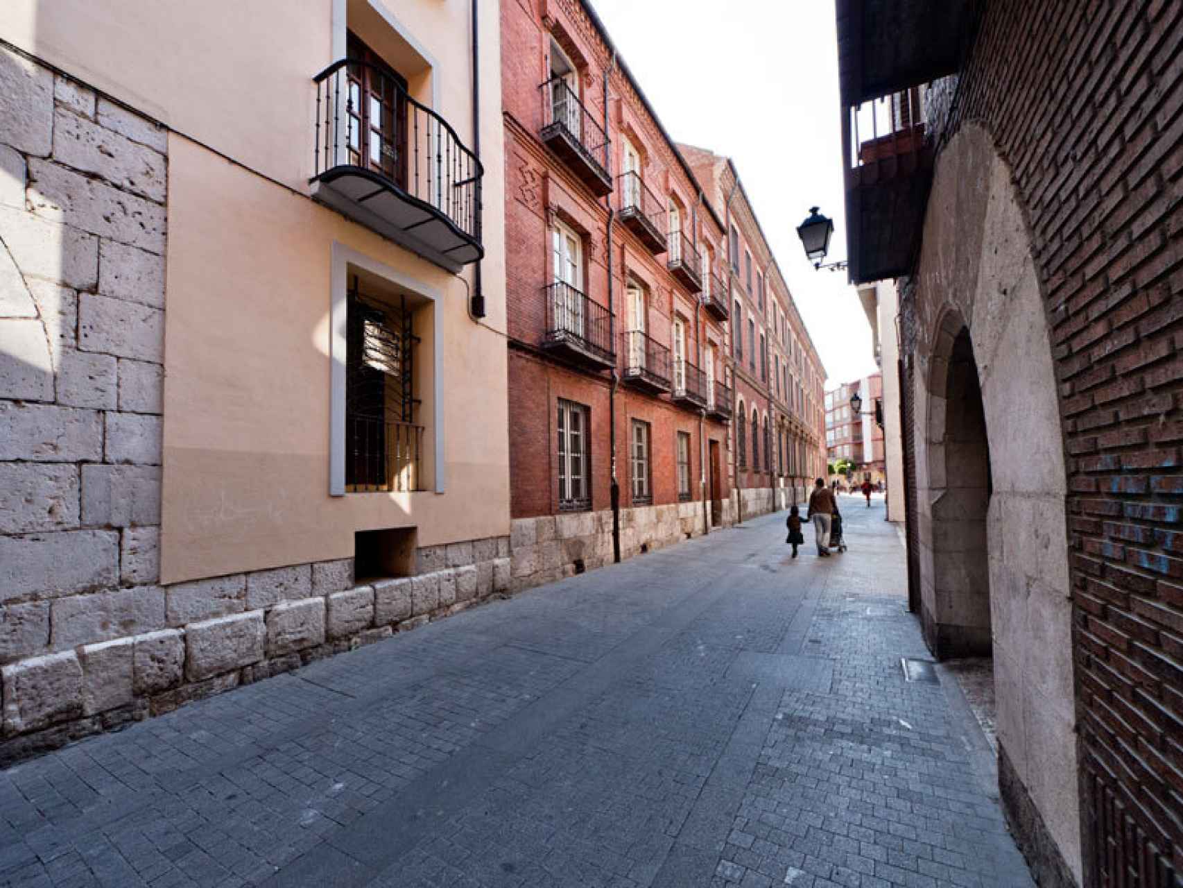 La calle Juan Mambrilla, antigua calle de Francos, en la ciudad de Valladolid.