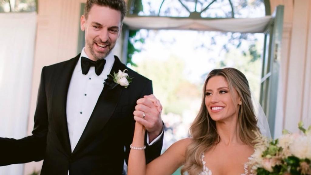 Pau Gasol y Cat McDonnell el día de su boda.