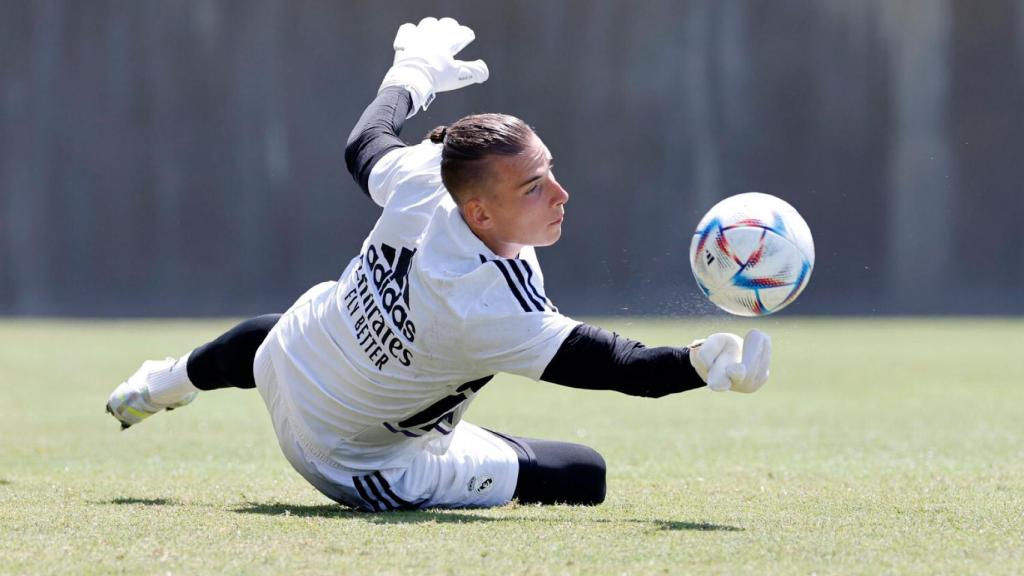 Andriy Lunin durante un entrenamiento.