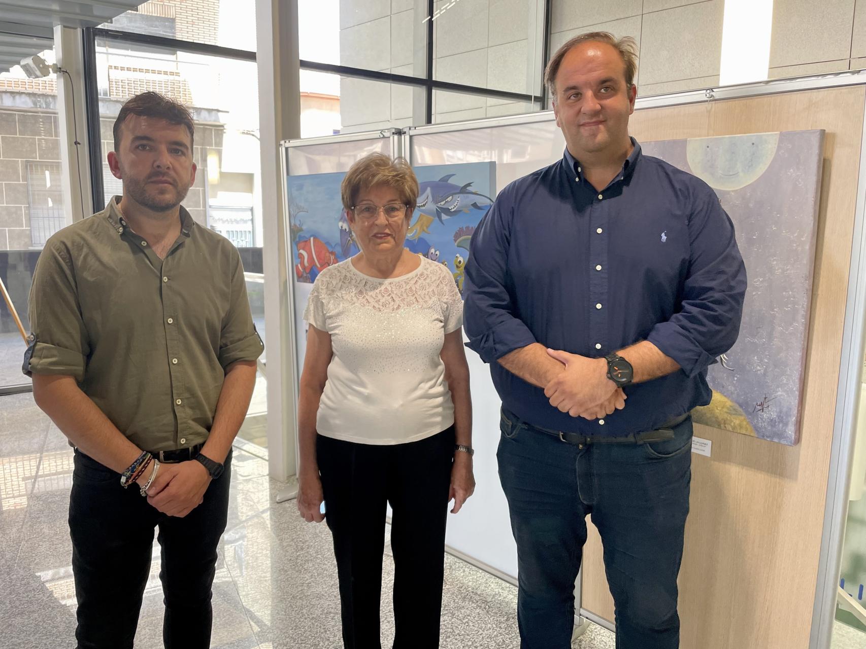 La autora de la muestra pictórica abierta al público en Guijuelo, Doña Pepita Diego, este jueves.