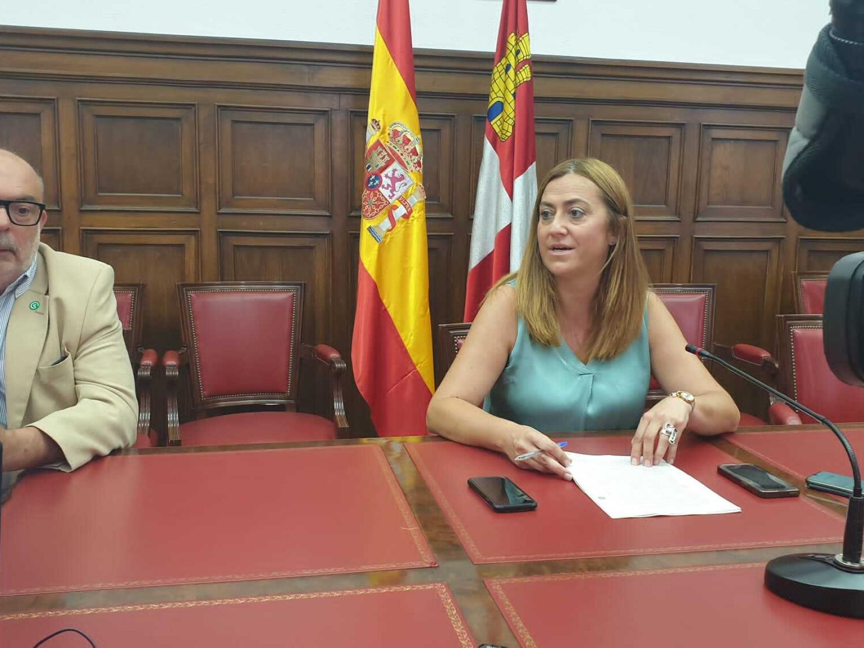 La delegada del Gobierno en Castilla y León, Virginia Barcones, durante su rueda de prensa de este jueves en Soria.