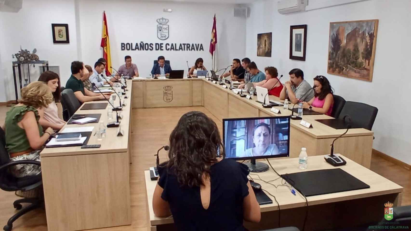 Pleno municipal celebrado este miércoles en Bolaños de Calatrava.