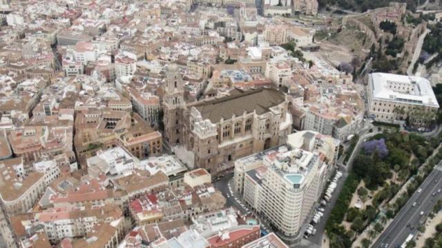 Infografía de la Catedral de Málaga con el nuevo tejado ya ejecutado.