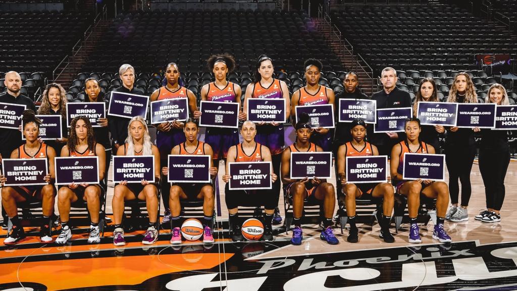 La plantilla de las Phoenix Mercury pide la liberación de Brittney Griner