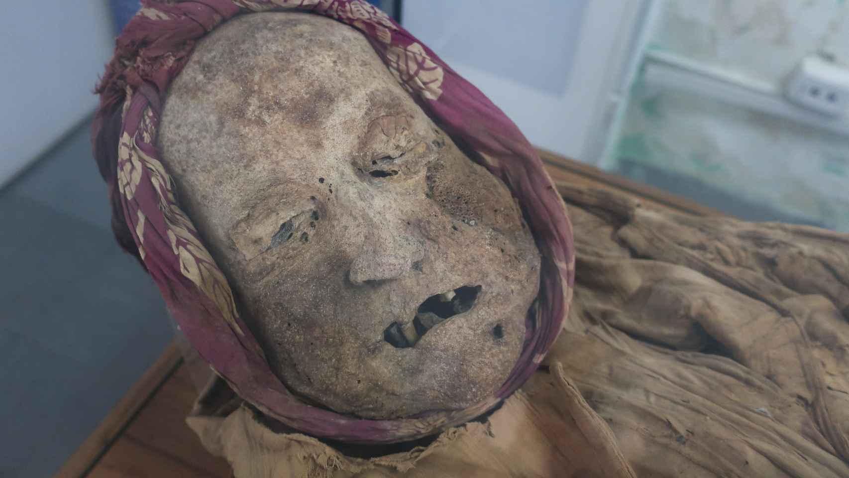 La momia conserva el cerebro, el corazón y parte de un pulmón.