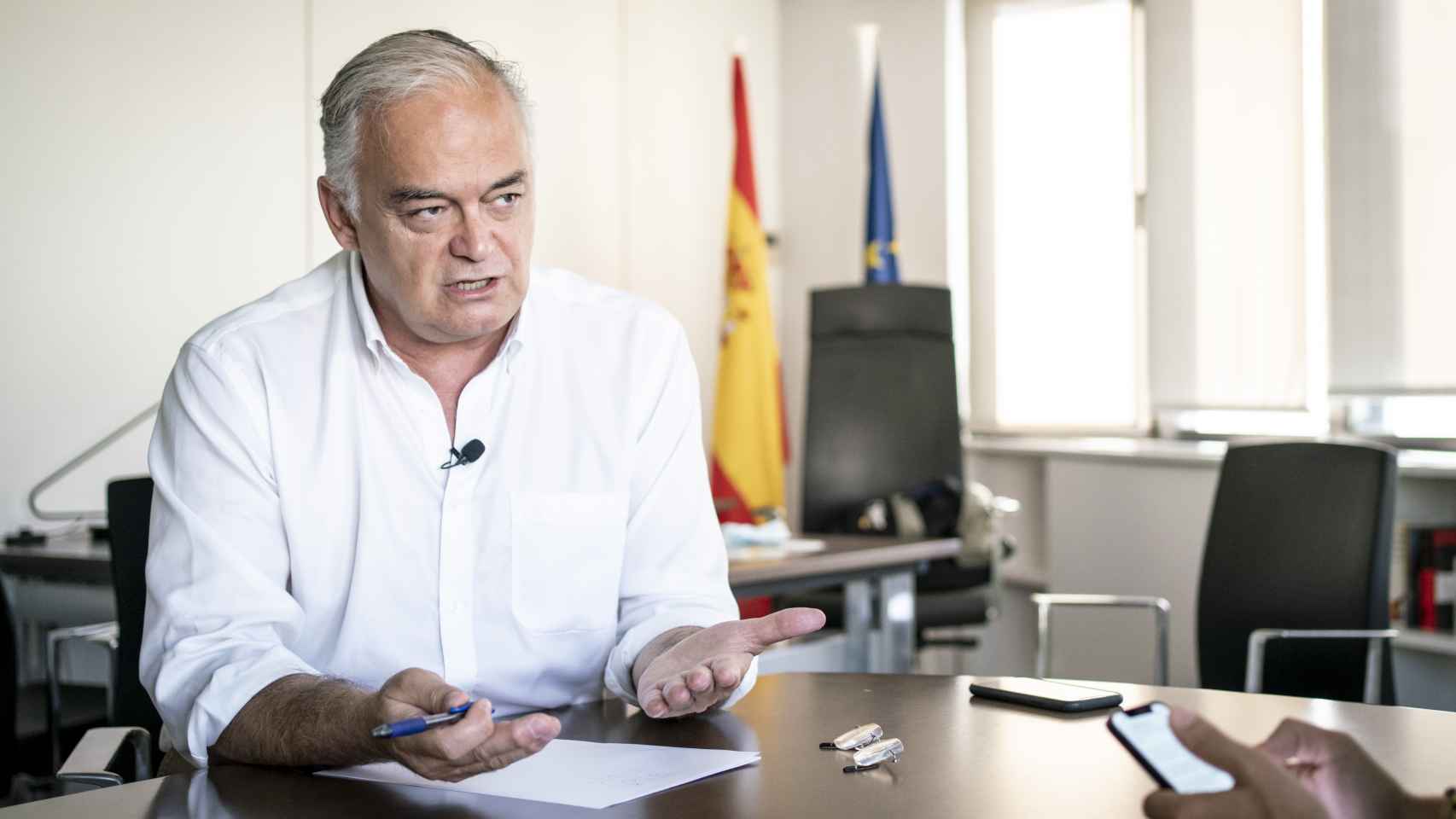 González Pons, vicesecretario del PP, en un momento de la entrevista con EL ESPAÑOL.