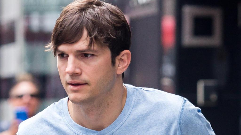 Ashton Kutcher ha sorprendido a sus fans con su última confesión.