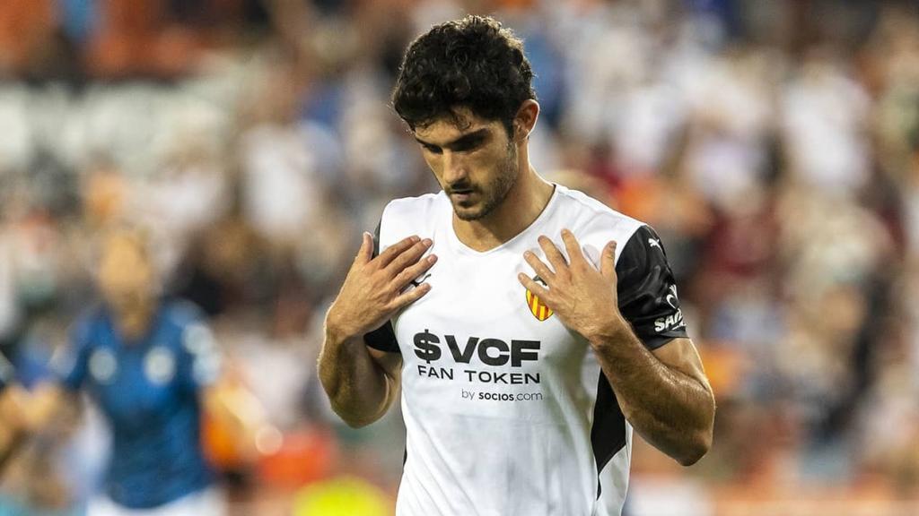 Gonçalo Guedes, con el Valencia