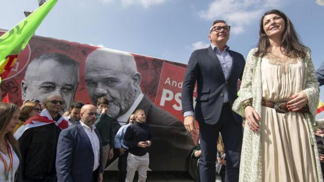 Macarena Olona y Manuel Gavira en un acto de Vox en Andalucía.