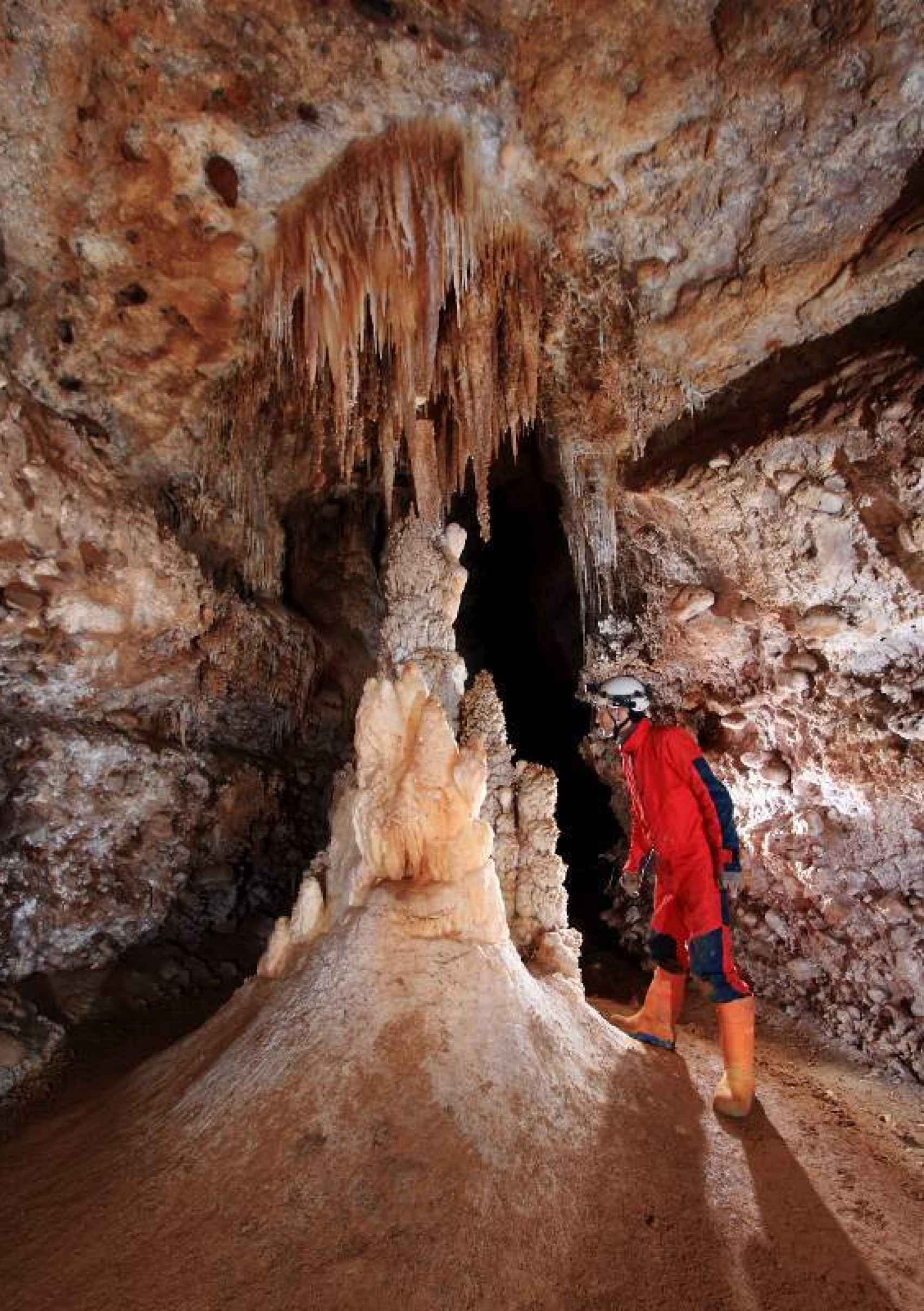 Cueva de Fuentemolinos