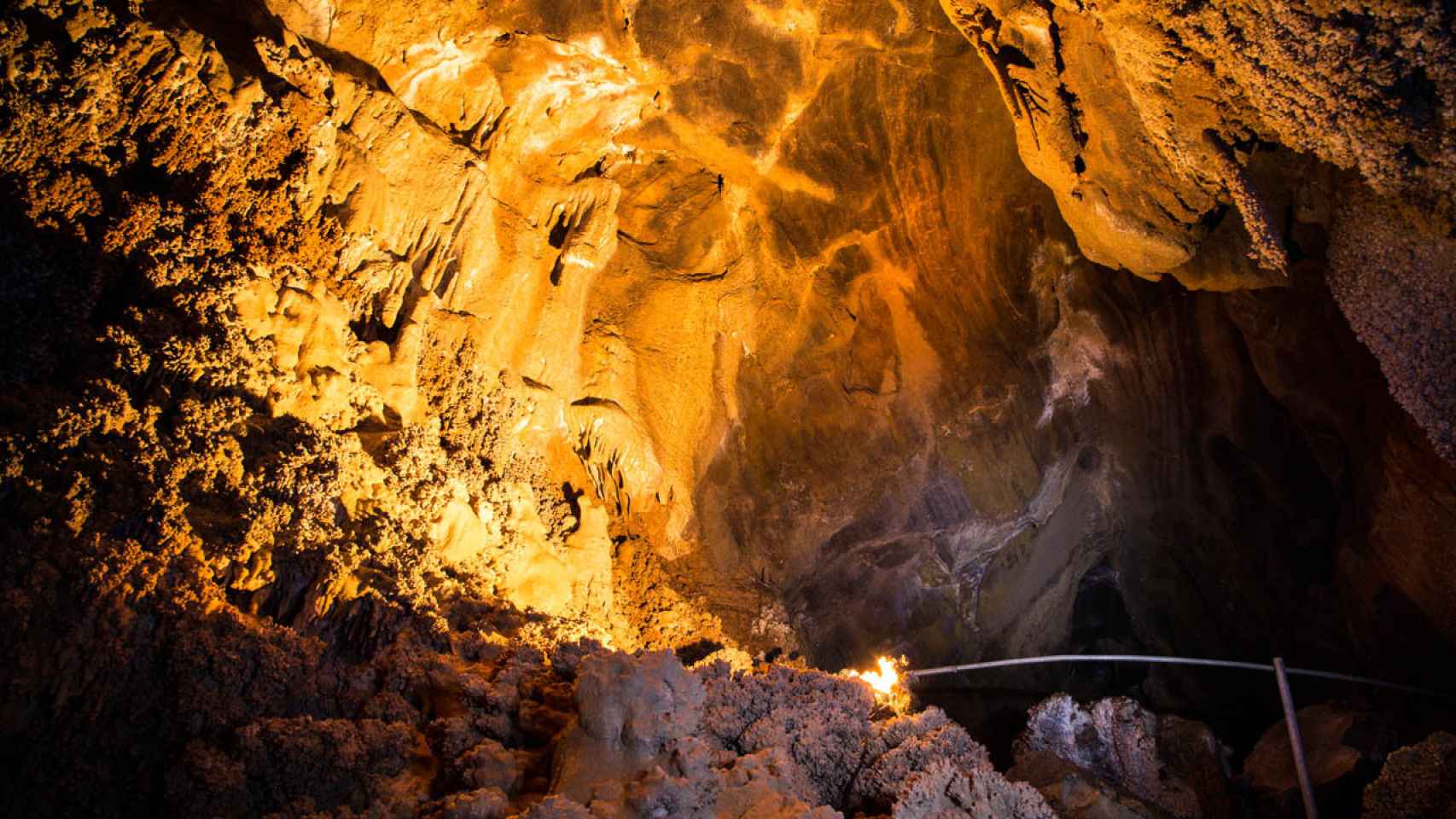 Cueva Llamazares