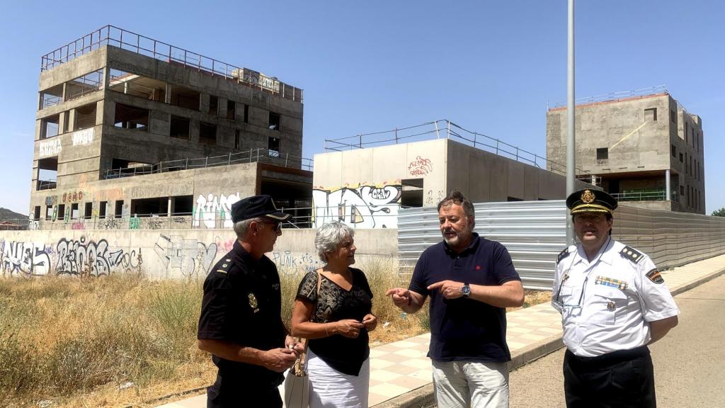 Los edificios que se convertirán en la futura comisaría conquense.