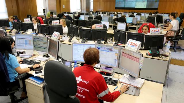 Sala en la que se reciben las llamadas de Emergencias del 112 en Castilla y León