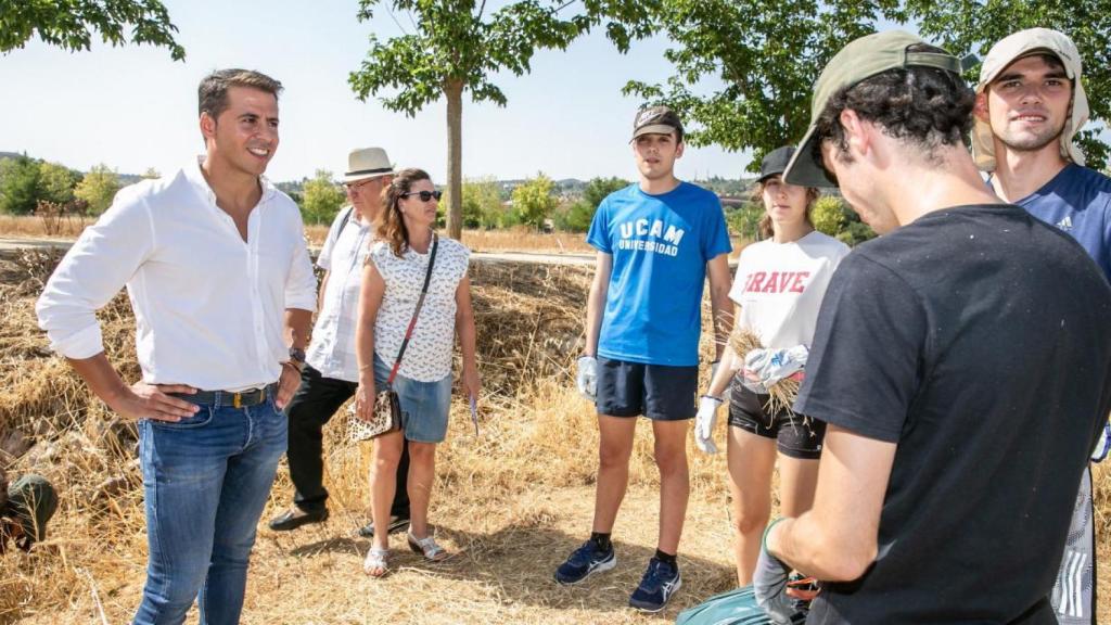 Castilla-La Mancha se plantea ampliar el programa Verano Joven ante el tsunami de solicitudes