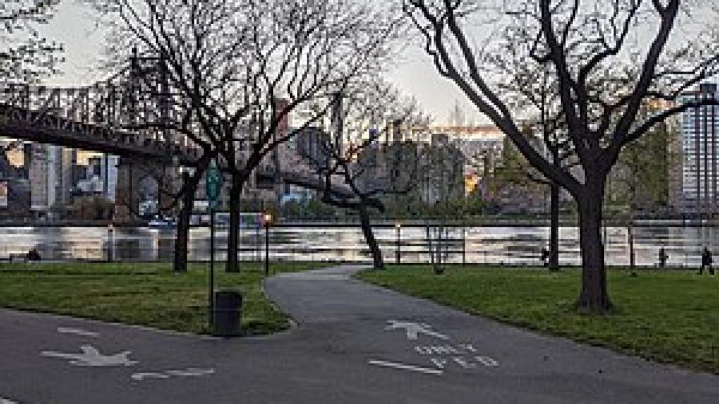 Queensbridge Park