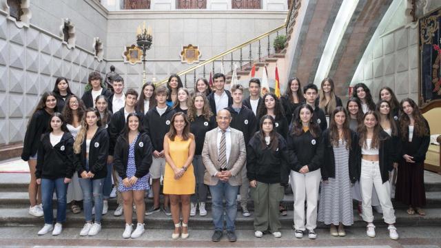 Recepción del alumnado que participó en las Becas USA en una edición anterior.