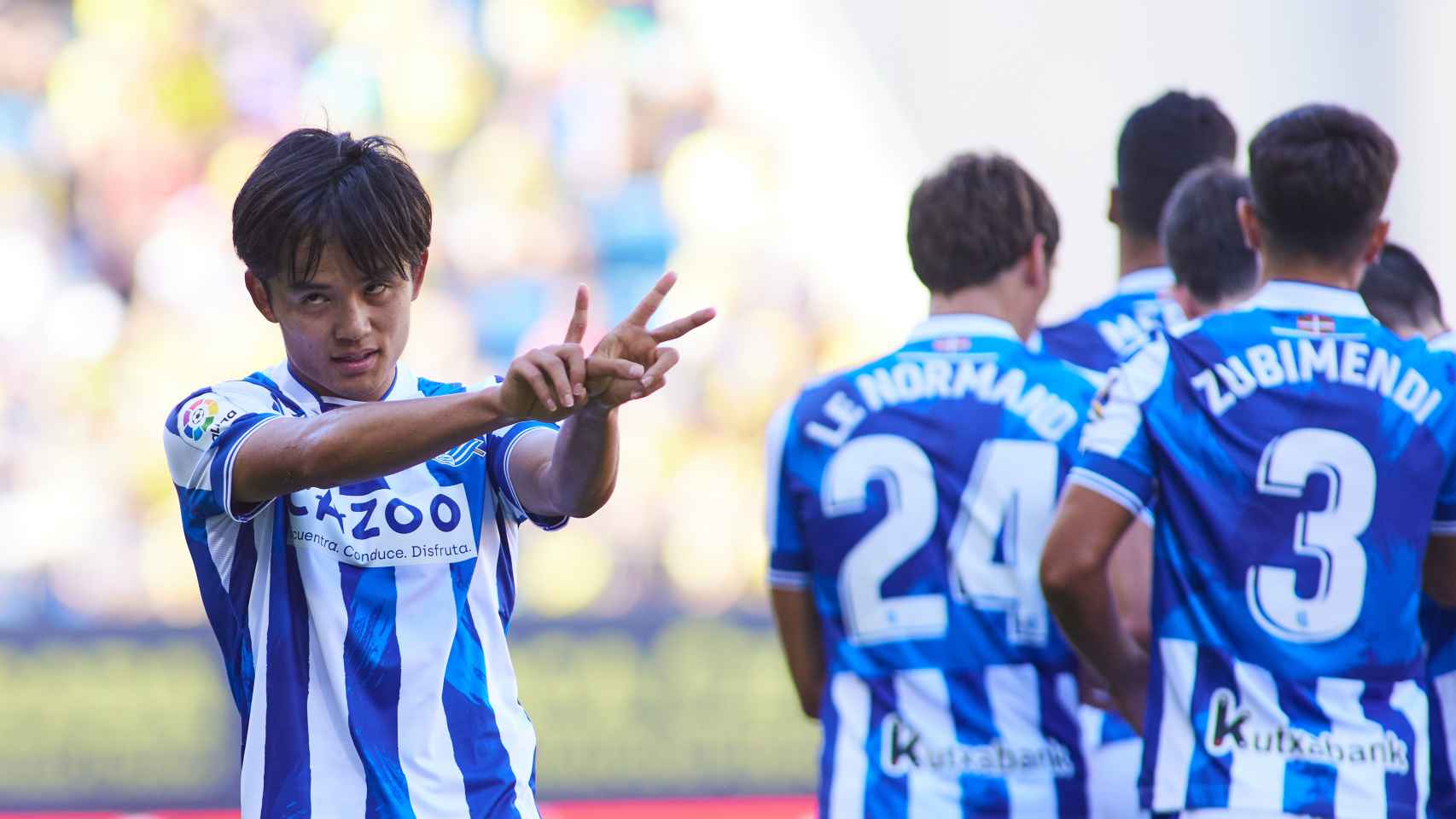Takefusa Kubo celebra su gol con la Real Sociedad.
