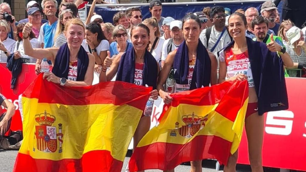 Marta Galimany, Irene Pelayo, Elena Loyo y Laura Méndez en el Europeo de Múnich 2022.