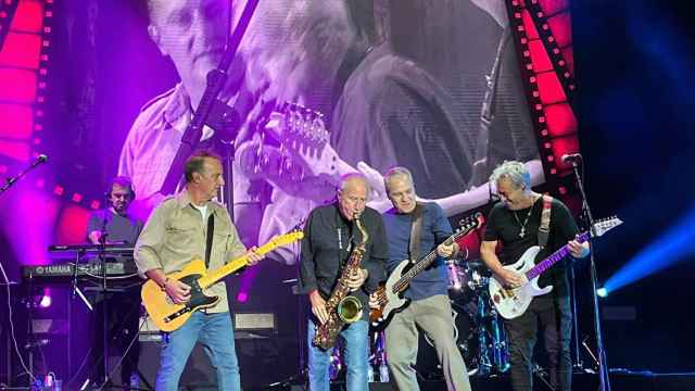 Hombres G en el escenario de Castrelos, en Vigo.