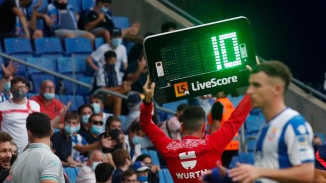 La Liga, a la cola en tiempo efectivo: los árbitros no cumplen la promesa de aumentar los descuentos