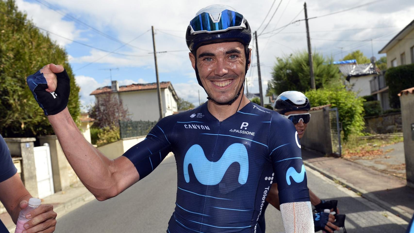 Alex Aranburu celebra su victoria de etapa en el Tour du Limousin.