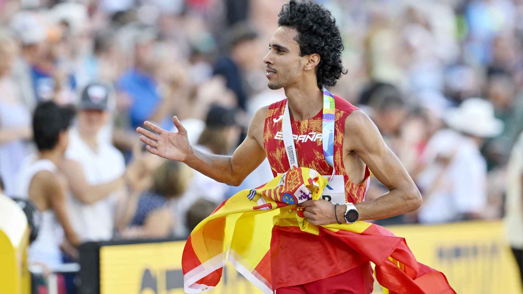 Mohamed Katir tras ganar la medalla de plata en los Europeos 2022 de Múnich