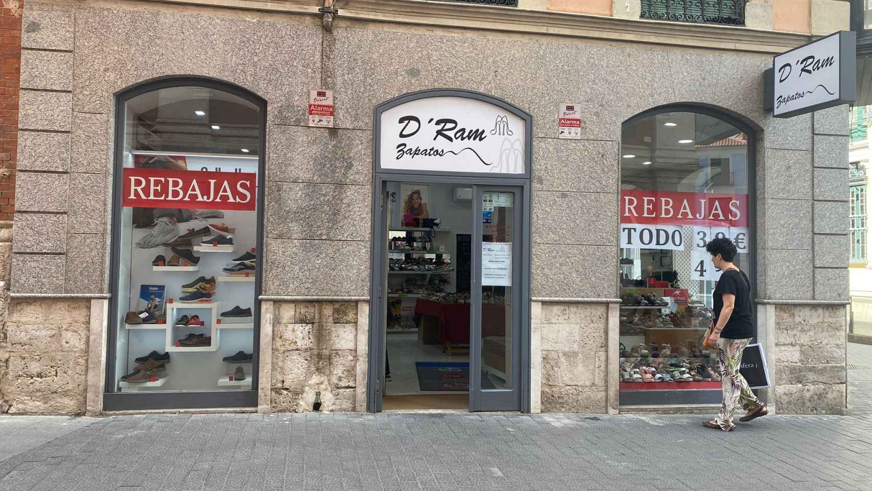 Imagen de un escaparate de una tienda de Valladolid