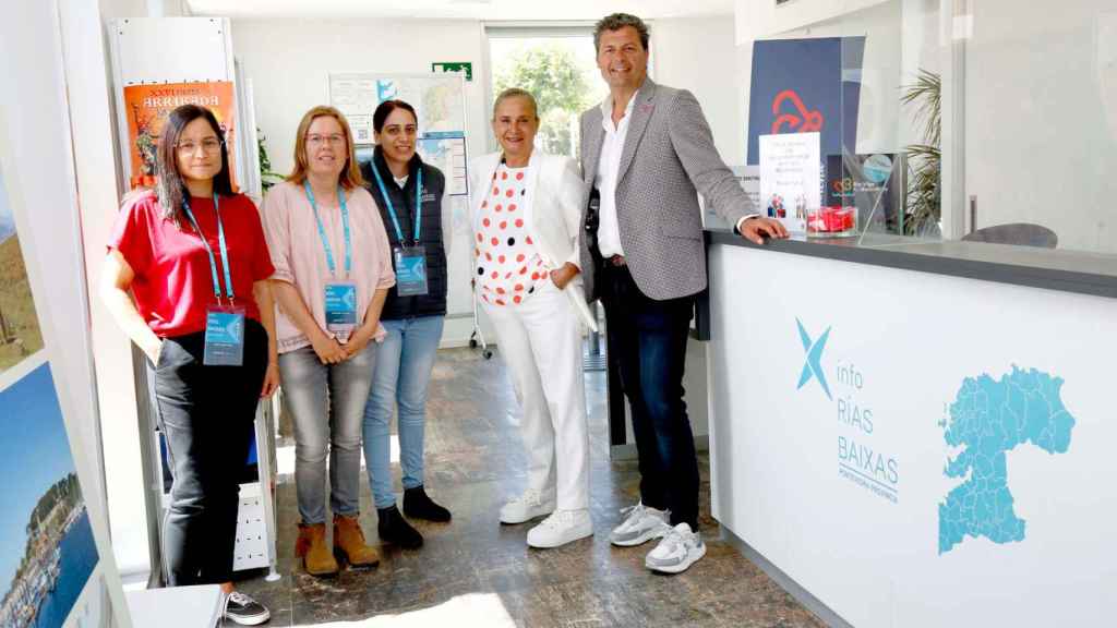 La oficina de turismo de Baiona se moderniza para mejorar la experiencia de los visitantes