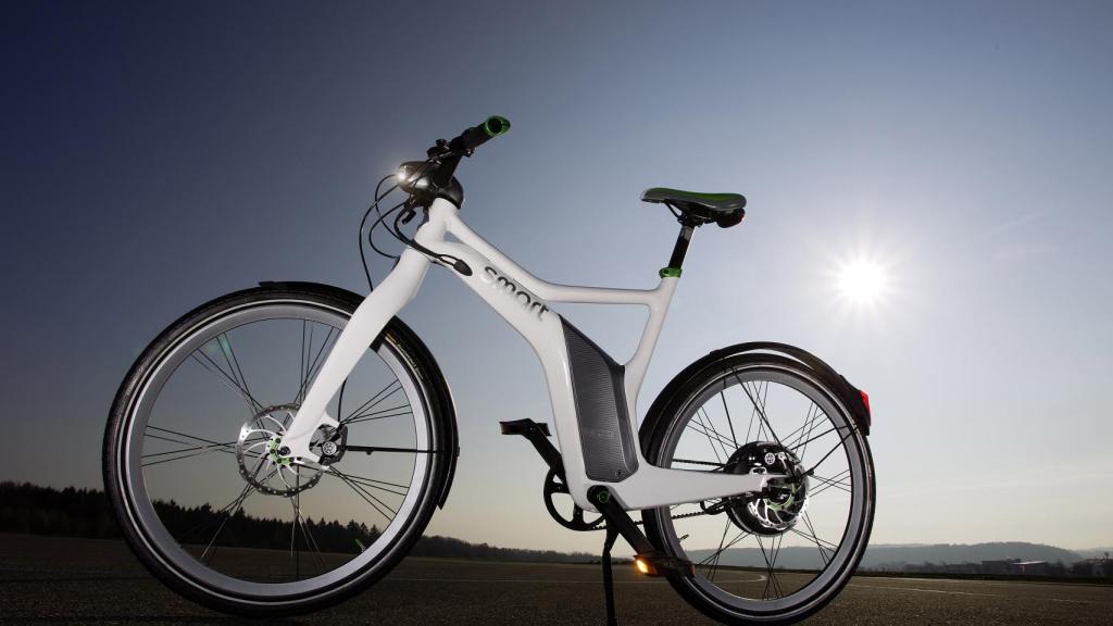 Mercedes-Benz también cuenta con este modelo de bici eléctrica.