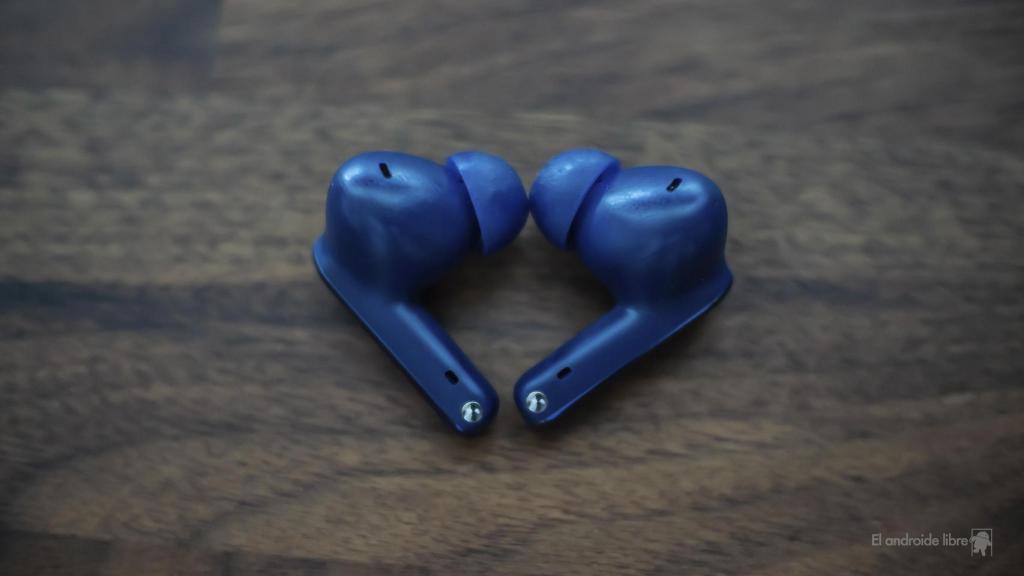 Realme Buds Air Neo 3 auriculares juntos