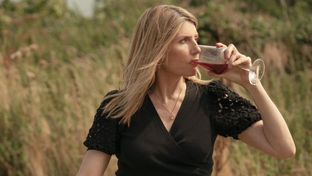 Sharon Horgan está de vuelta con una nueva serie como actriz y guionista, 'Hermanas hasta la muerte', en Apple TV+.