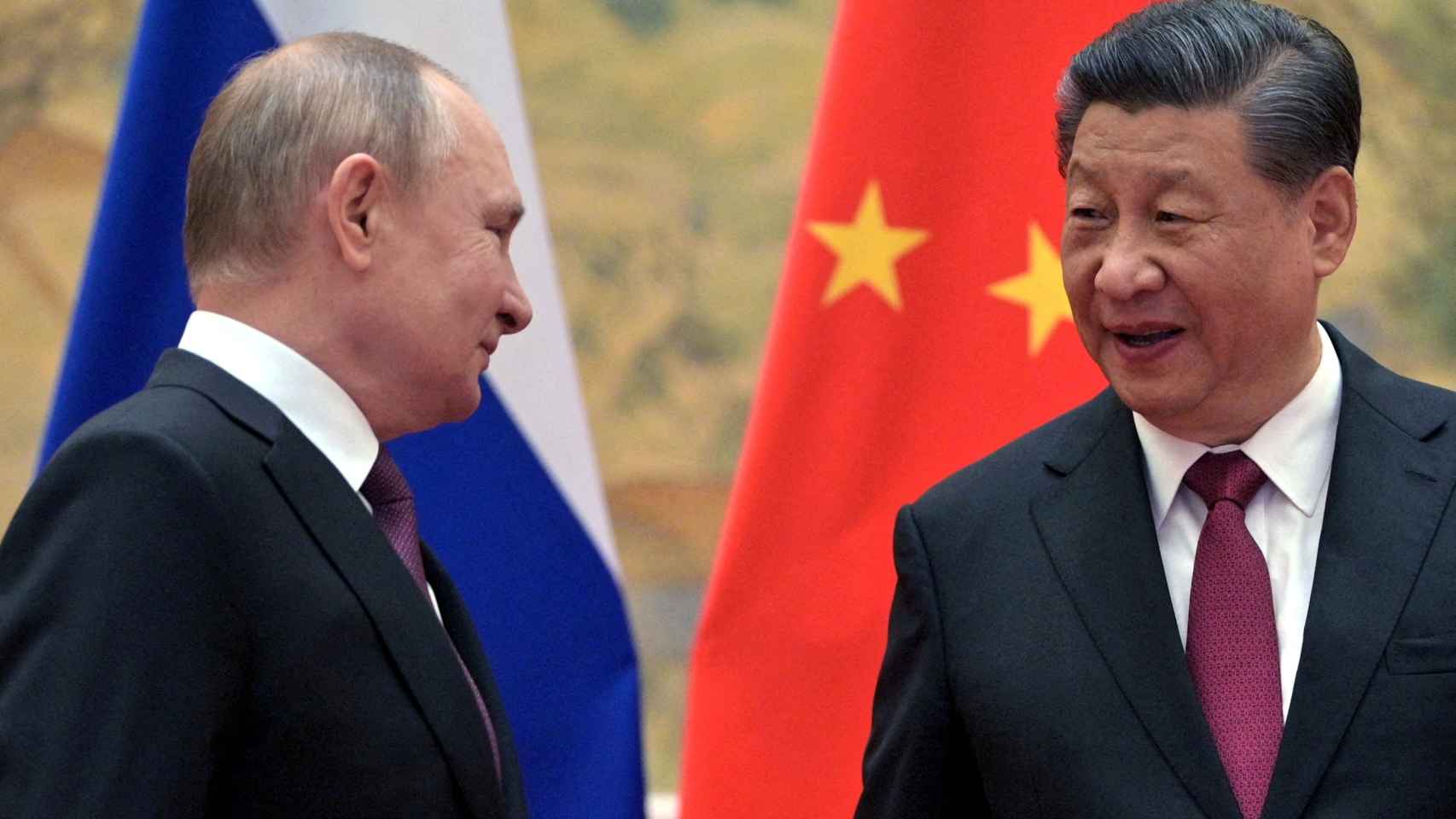 Los presidentes de Rusia y China, Vladímir Putin y Xi Jinping, en su último encuentro, en febrero de 2022.