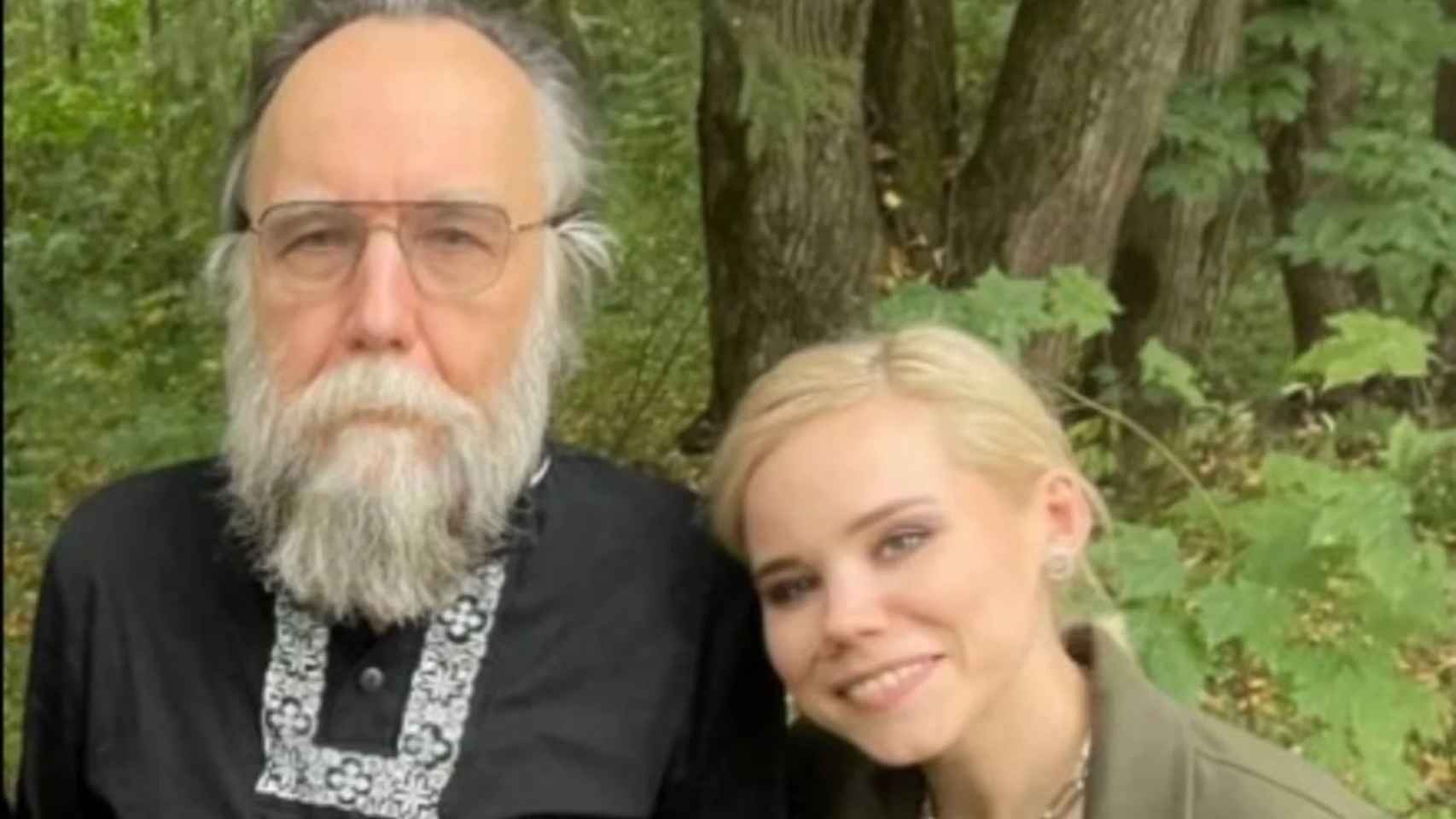 Alexander Dugin, junto a su hija Darya Duguina en una foto de archivo