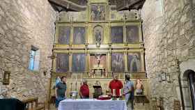 Imagen del retablo mayor de la iglesia San Millán de Molezuelas de la Carballeda costará 21.000 euros
