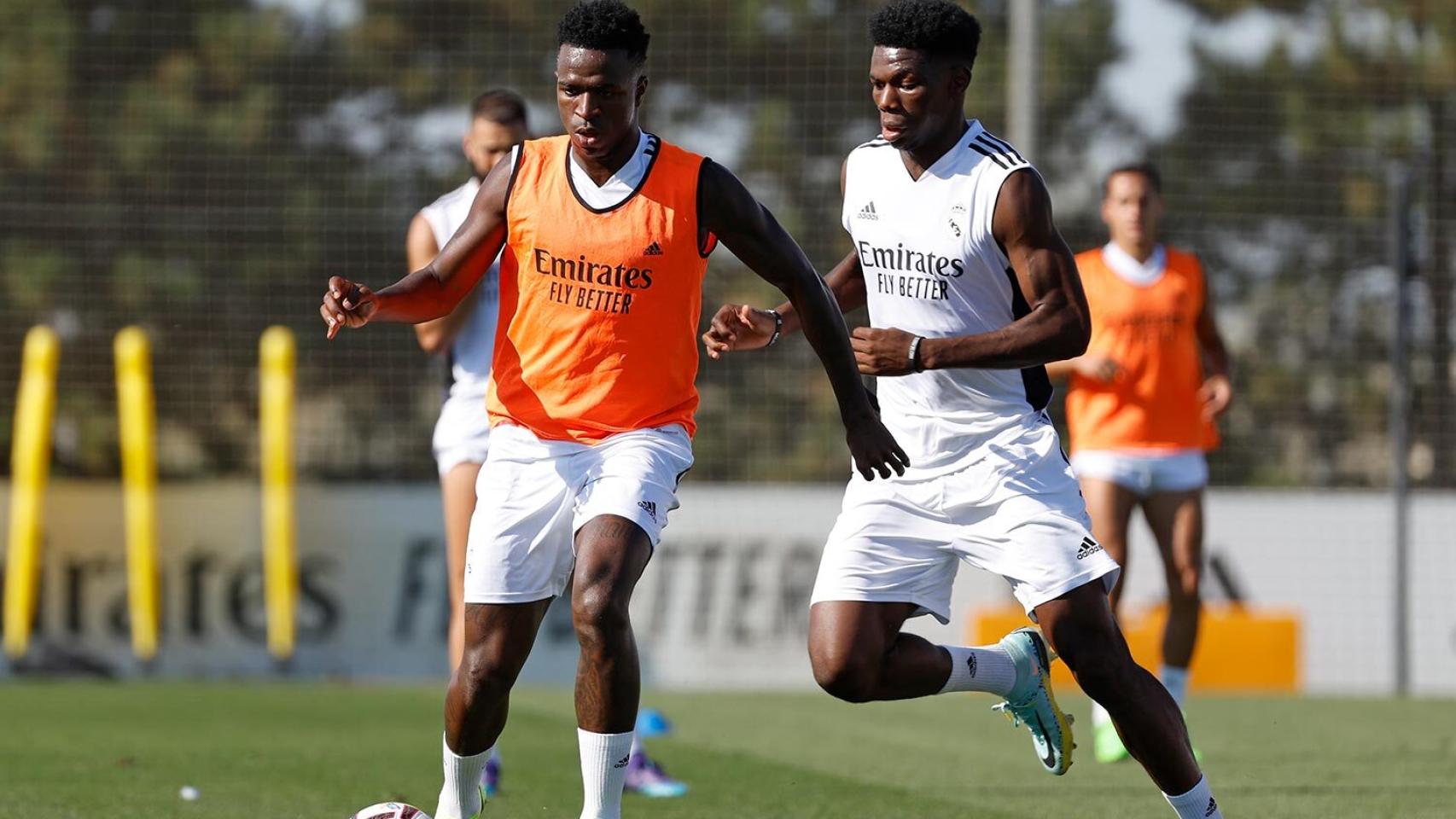 Vinicius y Tchouaméni, en el entrenamiento del Real Madrid
