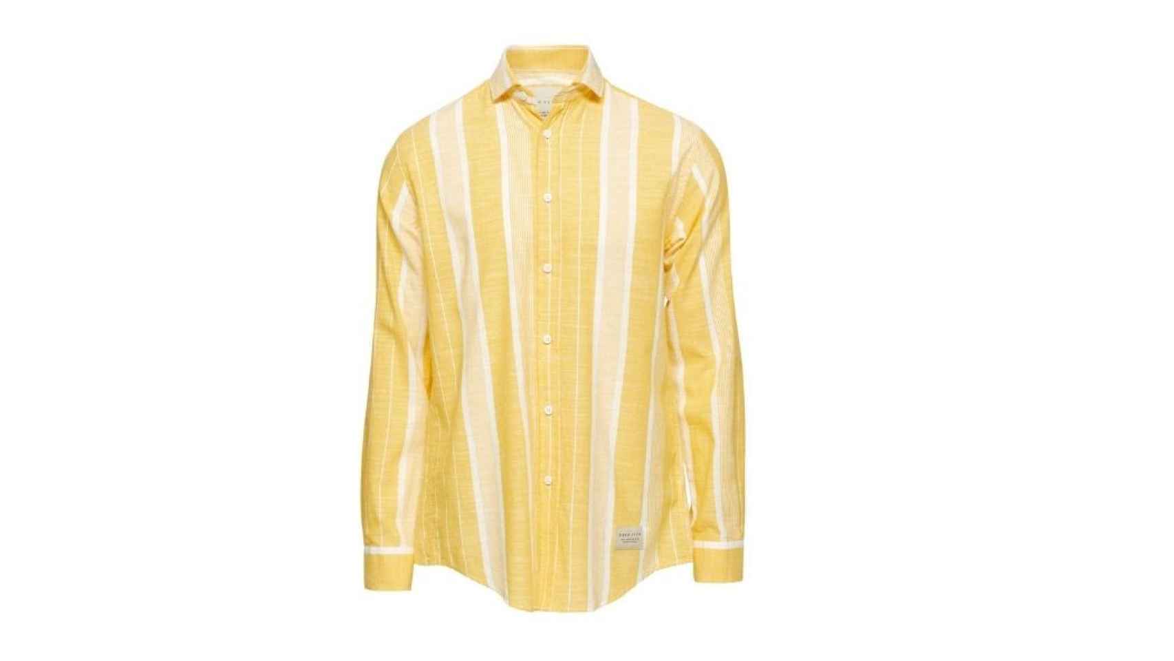 Camisa amarillo de Polo Club, por 49,99 euros.
