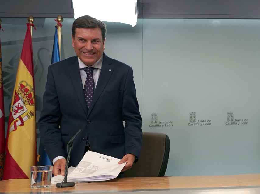El portavoz de la Junta, Carlos Fernández Carriedo, durante la rueda de prensa posterior al Consejo de Gobierno, este jueves.