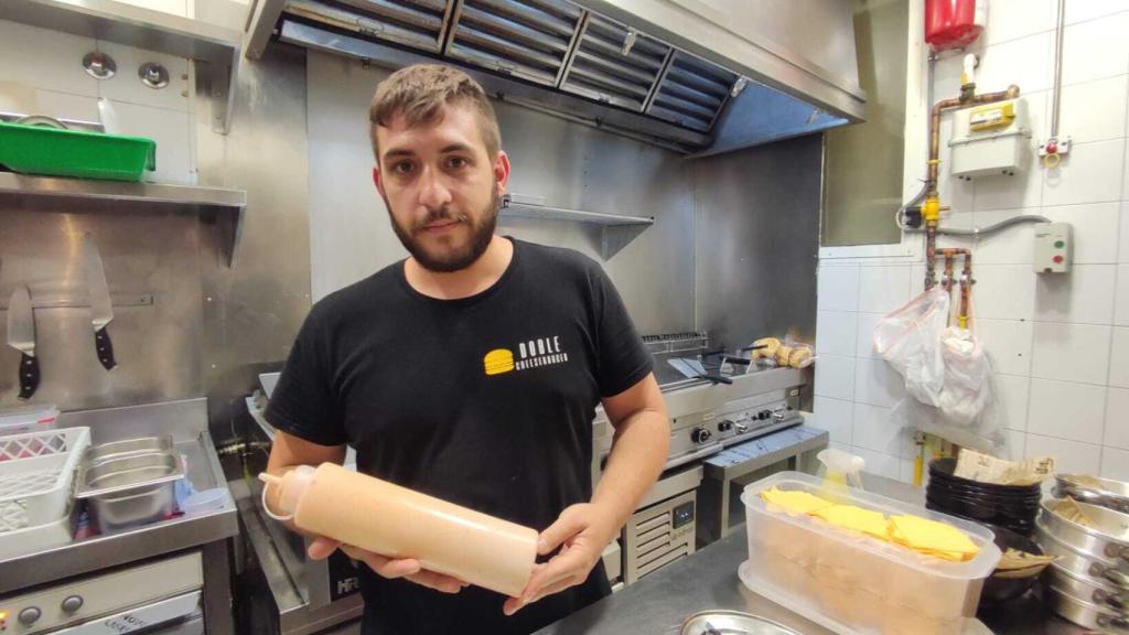 César, en su nuevo restaurante.