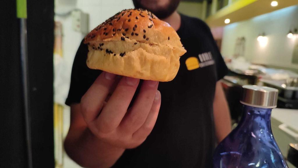 Pan de la hamburguesa de César.