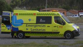 Imagen de una ambulancia medicalizada de Sacyl.