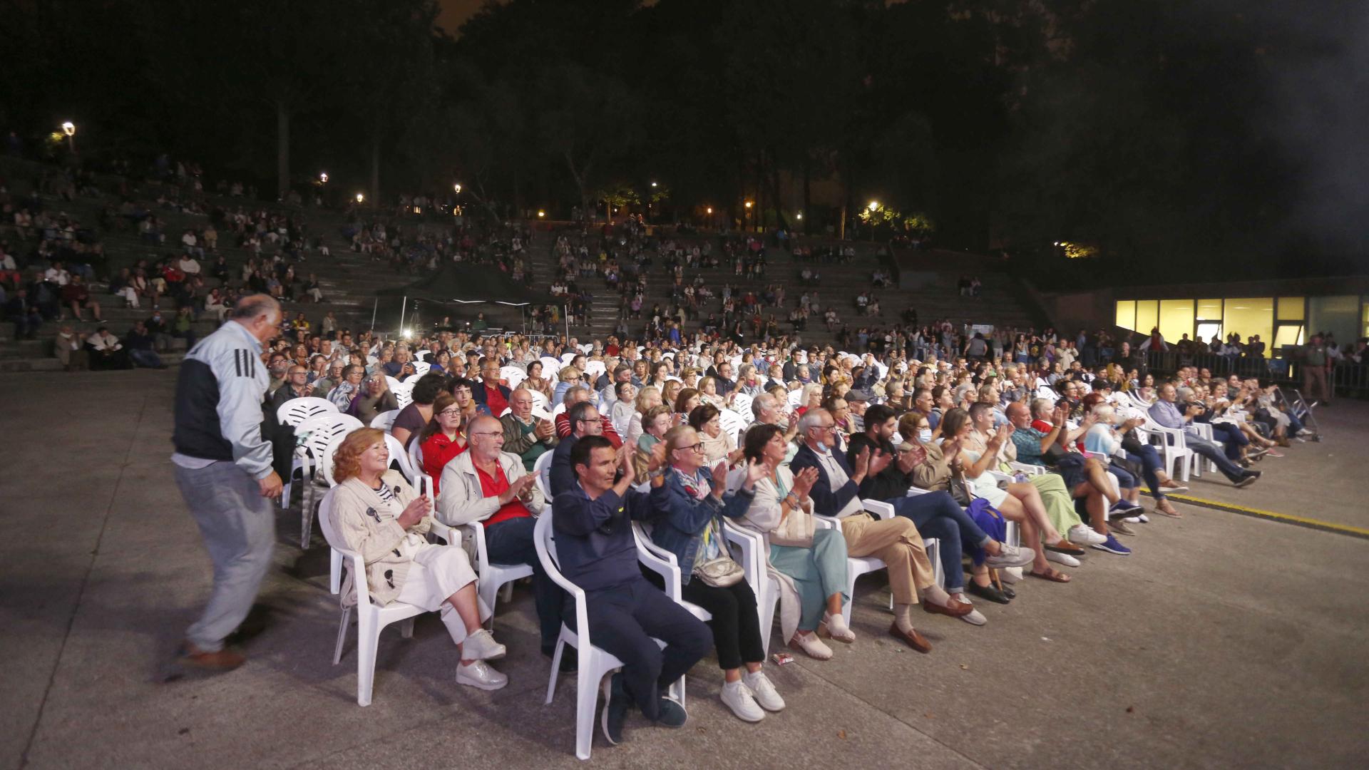 Publico asistente a la Gran Noite de Folclore. Foto: Concello da Coruña