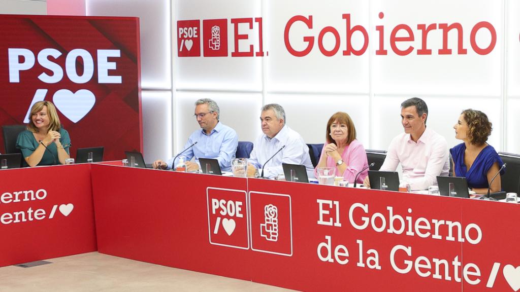 Pedro Sánchez preside una reunión de la Ejecutiva Federal del PSOE.