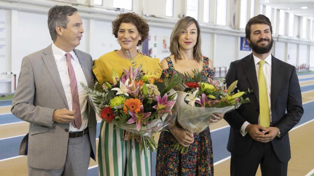 Enrique Sánchez Guijo, director general de Deportes; el vicepresidente de la Junta de Castilla y León, Juan García-Gallardo, ; Mayte Martinez y Raquel Álvarez en la presentación de los Premios Excelencia Deportiva de Castilla y Leó