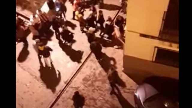 Solo queremos dormir: el vídeo que explica la lucha de los vecinos del Barrio de Alicante contra el ruido