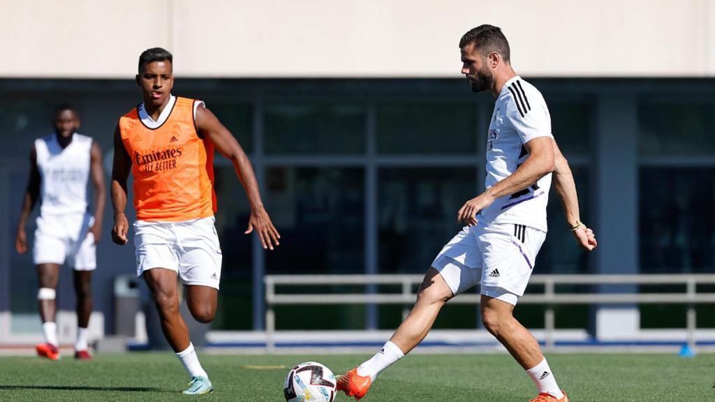 Rodrygo y Nacho Fernández, en un entrenamiento del Real Madrid