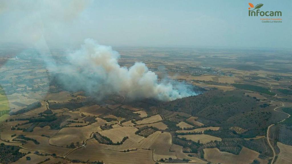 Incendio en San Lorenzo de la Parilla (Cuenca). Foto: Plan Infocam.