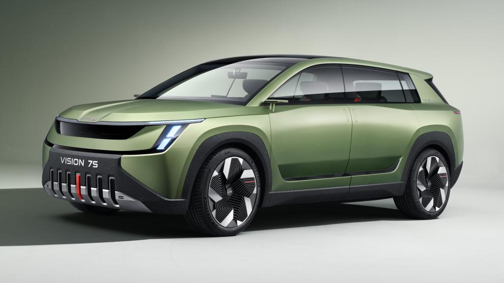 El prototipo del Skoda Vision 7S en una proyección del SUV de siete plazas que llegará en 2026.