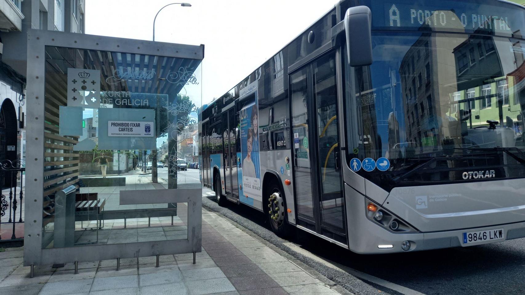 Línea que conecta Ferrol y Neda a su paso por Narón