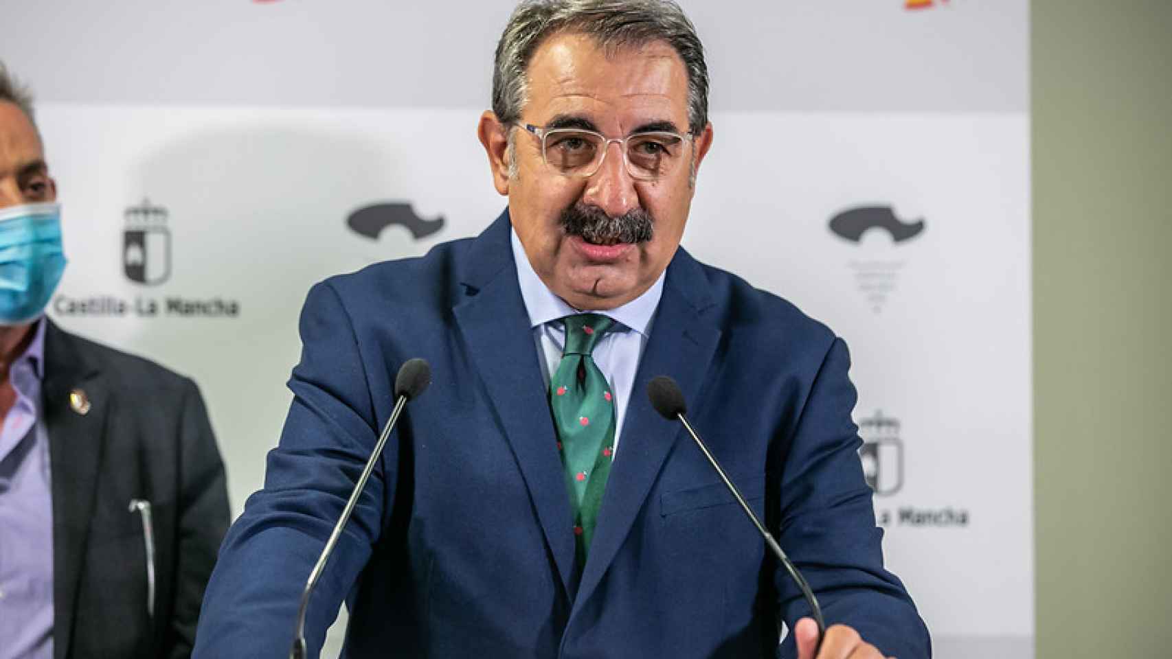Jesús Fernández Sanz, consejero de Sanidad de Castilla-La Mancha.