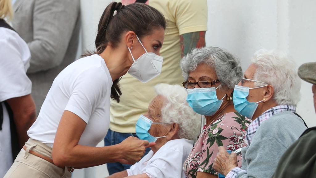 La Reina fue a La Palma para conocer personalmente la situación de la isla y sus habitantes tras la erupción del volcán.